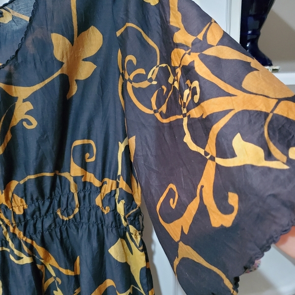 Blouse - Picture 7 of 8